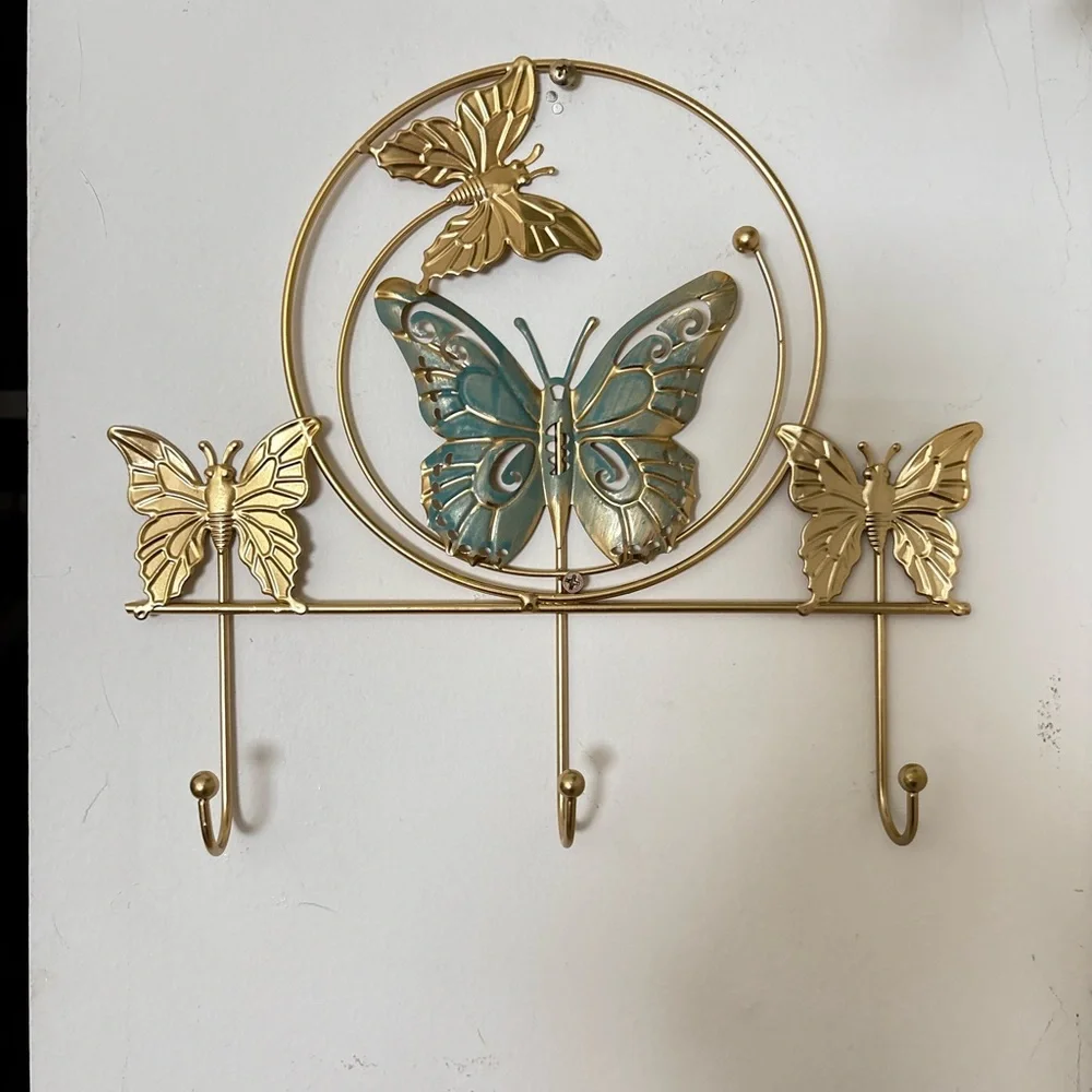 🏡Shabby Chic Gold Wall Hooks with Green Butterfly & Leaf Accents